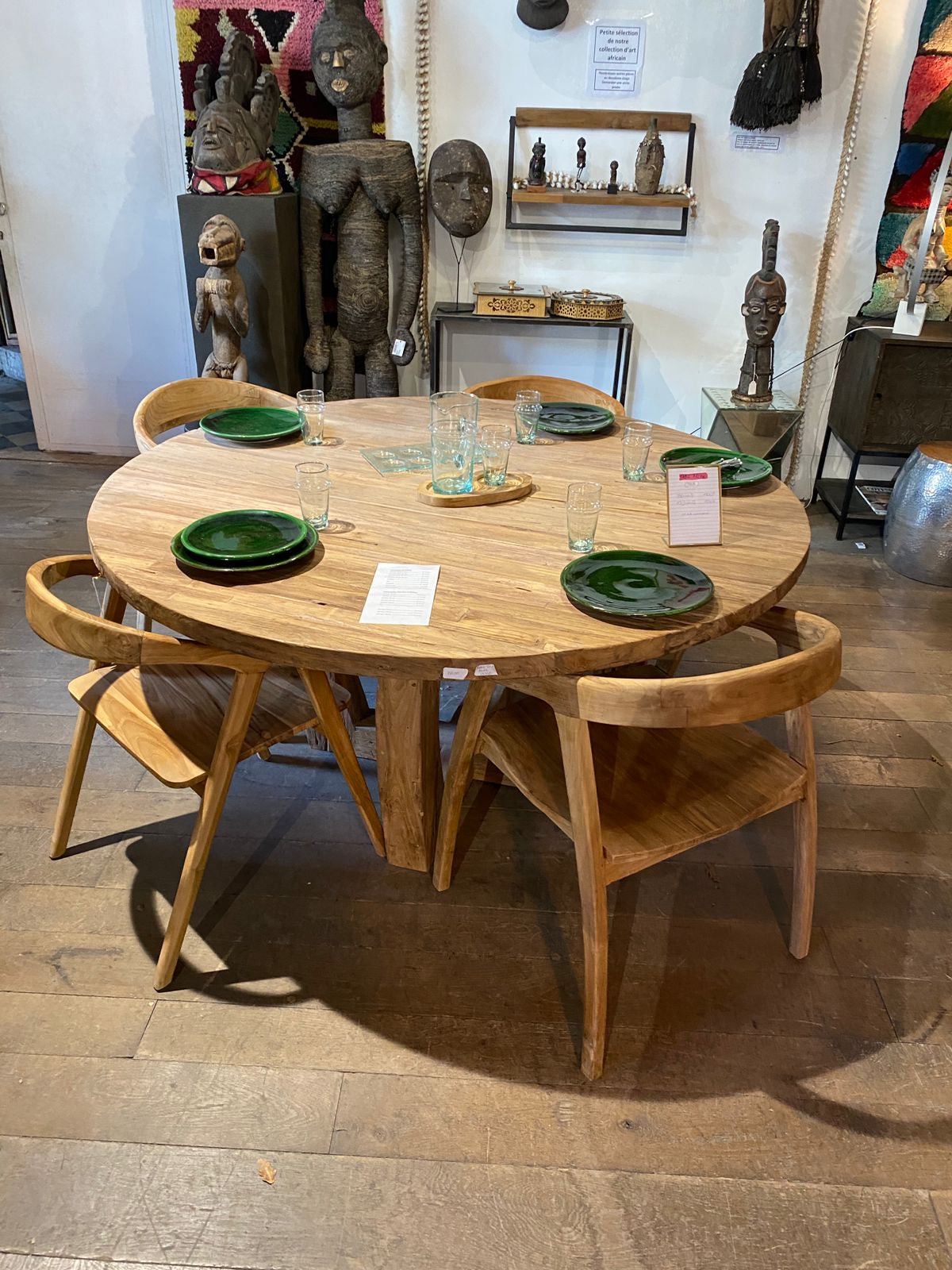 Table Ronde en Teck Massif Modèle "Andreas"